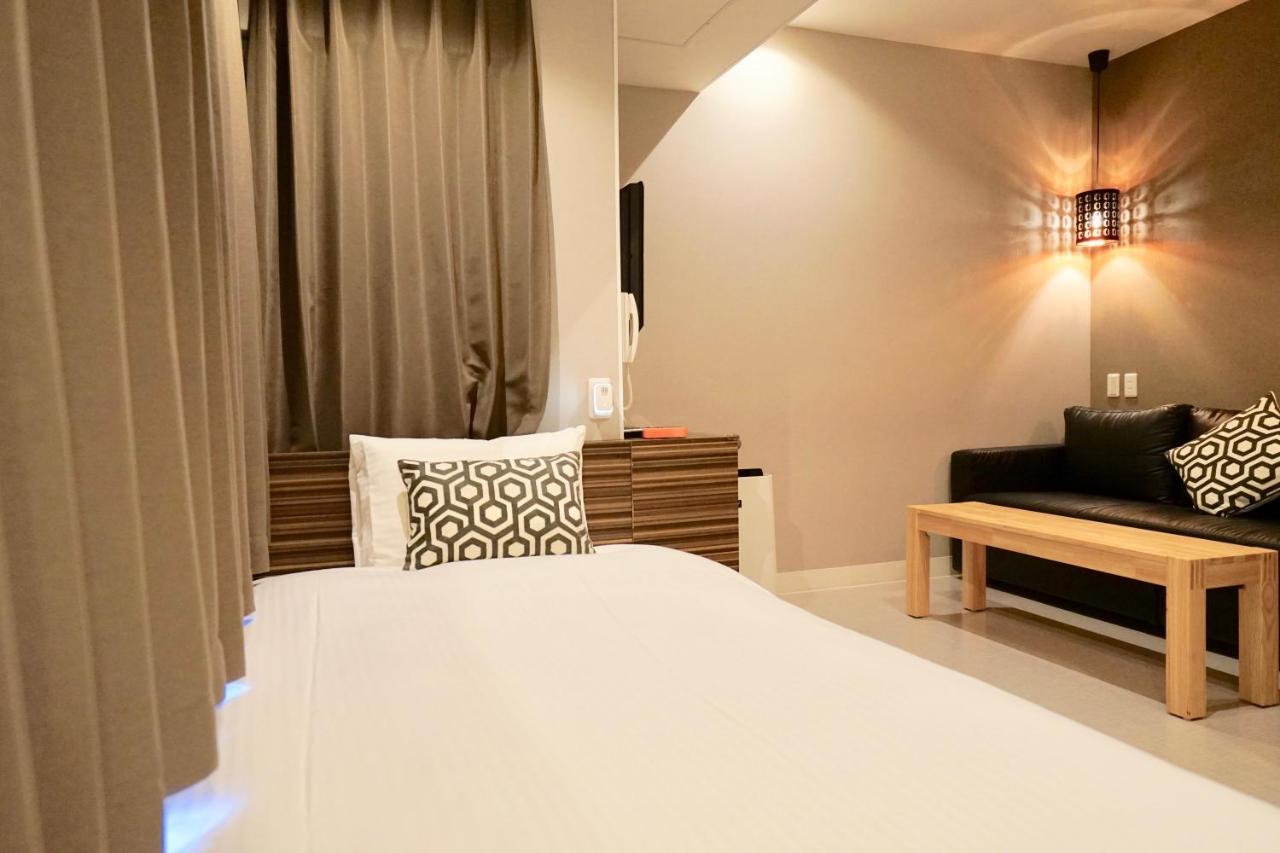 Hotel 88 Shinsaibashi Ōsaka Eksteriør bilde
